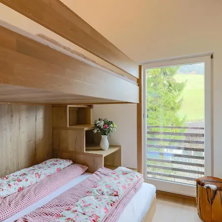 With 2 In Kirchberg *